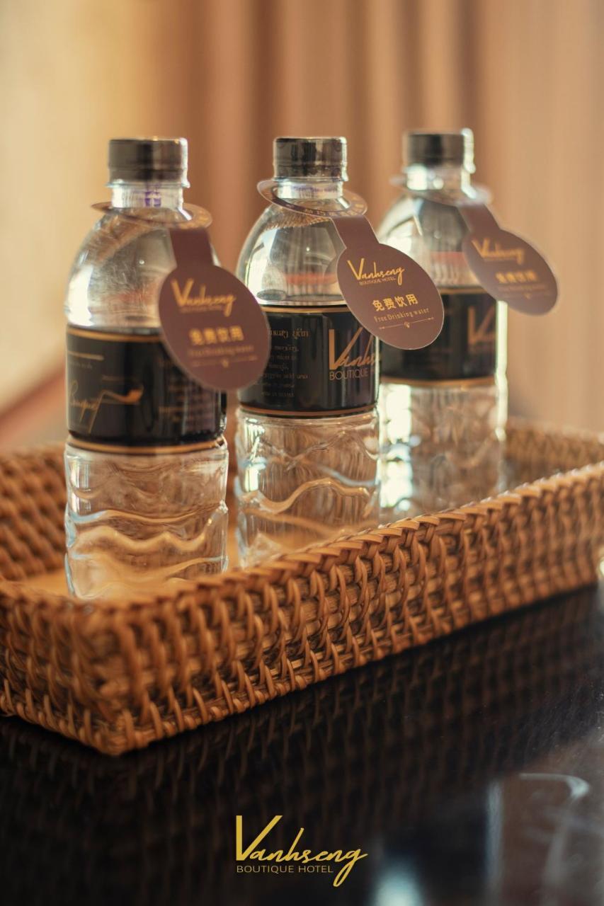 Vanhseng Boutique Vientiane Hotel Esterno foto